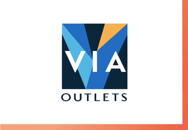 Holding-VIA-Outlets
